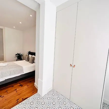 Bernardim - No 87 - 2b - The Three-bedroom Escape Appartement *