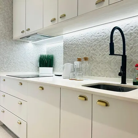 Bernardim - No 87 - 2b - The Three-bedroom Escape * Lisboa