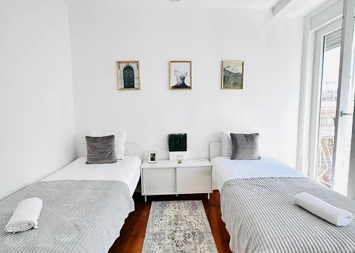 Bernardim - No 87 - 2b - The Three-bedroom Escape